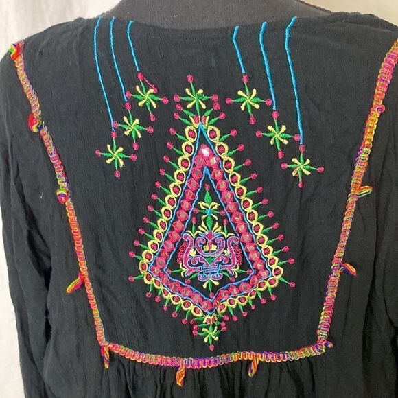 AKASA Swim Coverup - Picture 5 of 5